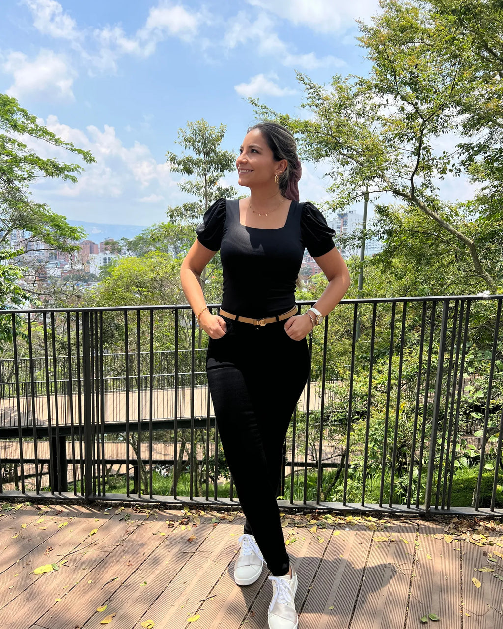 Blusa esencial con manga