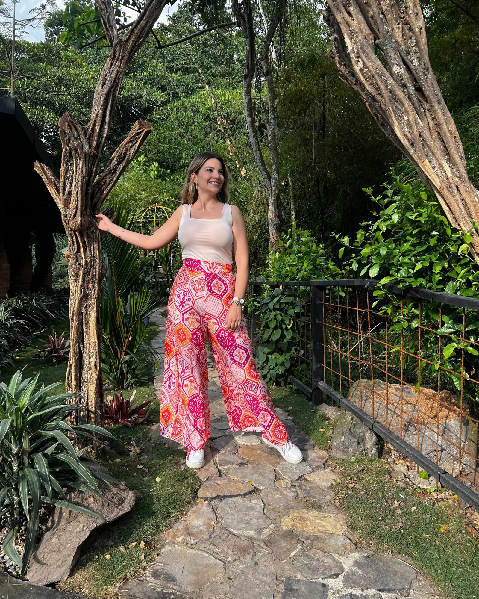 Blusa esencial sin mangas