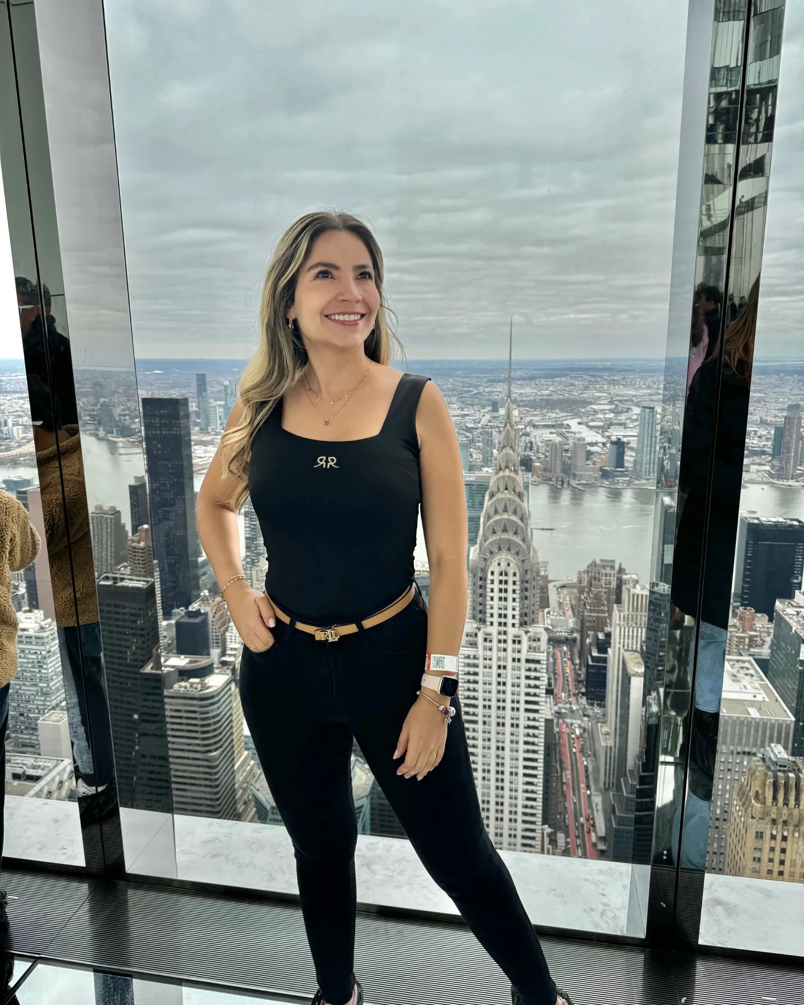 Blusa esencial sin mangas